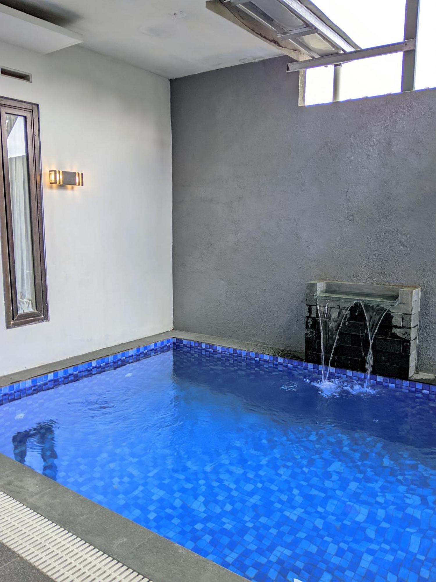 Villa Mutiara Panderman Tlekung Exterior foto